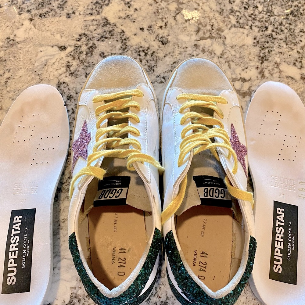 GOLDEN GOOSE SUPERSTAR DISTRESSED GLITTERED LEATHER SNEAKERS!!! SIZE 41 10/10.5 - Picture 2 of 15